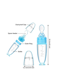 Squeeze spoon feeder